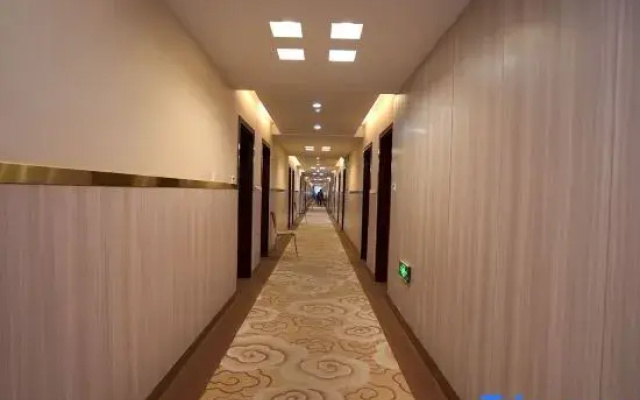 Urumqi Petroleum Transportation Hotel