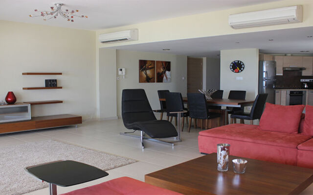 Pegasos Beach Apartments