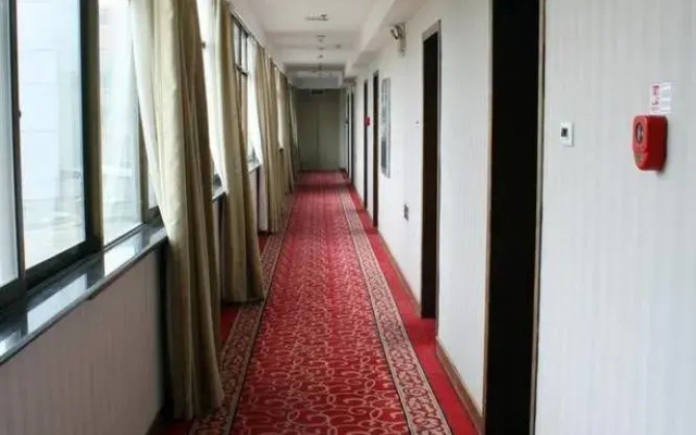 Wuhan Ruian Hotel on Xiongchu Road