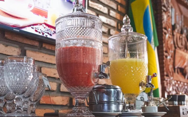 Italian Palace Hotel