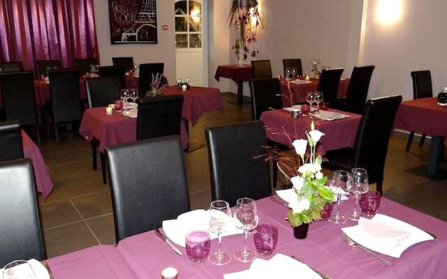 Logis-Hôtel Restaurant Auberge les Vallées du Perche