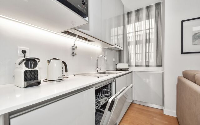 Augusta Residence Serviced Apartments