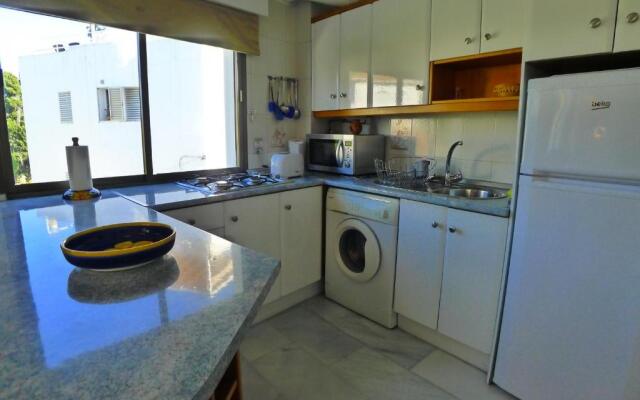 Carabeo 99 - Sleeps 4