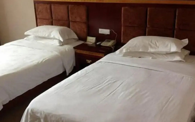 Zhushan Hotel