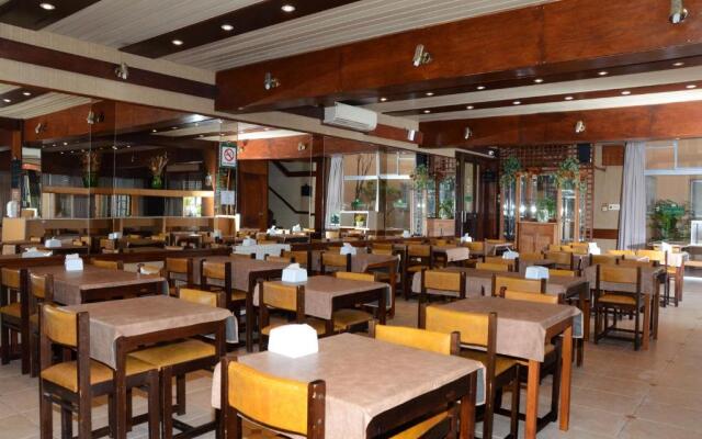 Hotel Leoncia