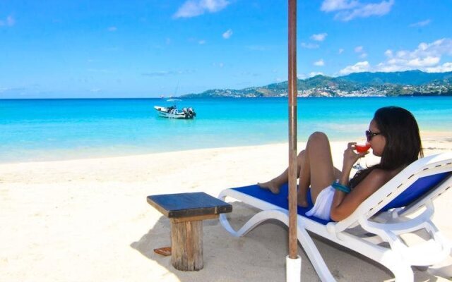 The Flamboyant Hotel & Villas