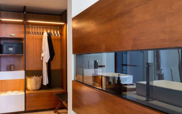 Bojangles Beach House