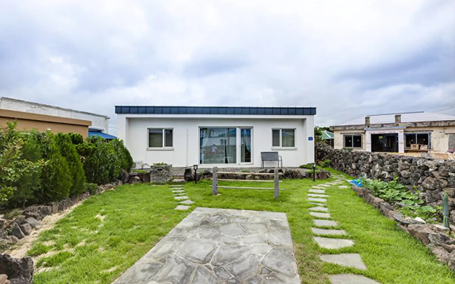 Jeju Chorok Unshared House Pension