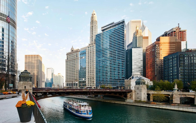 Club Quarters Hotel Wacker at Michigan, Chicago