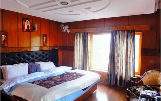 Hotel Holiday Ladakh