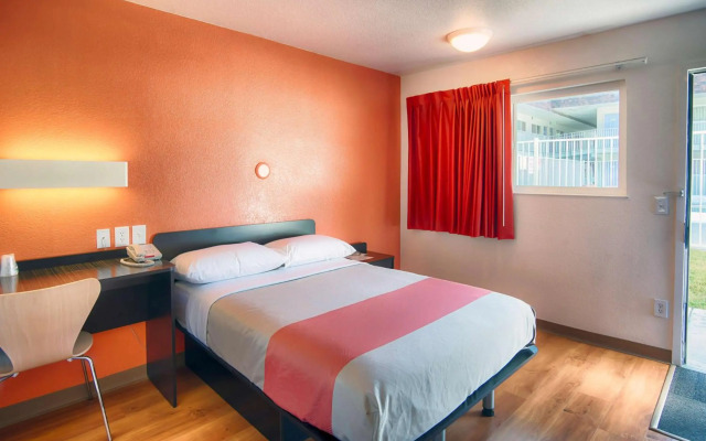 Motel 6 Mammoth Lakes, CA