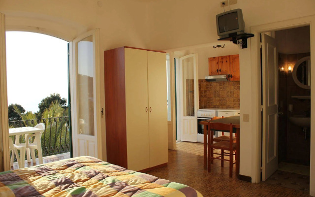 Paco Residence