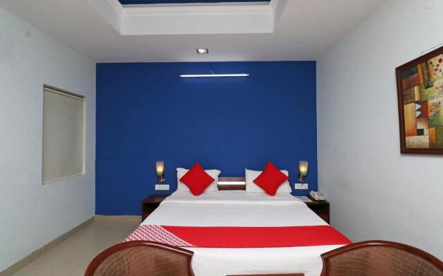 OYO 30119 Hotel Kanishk