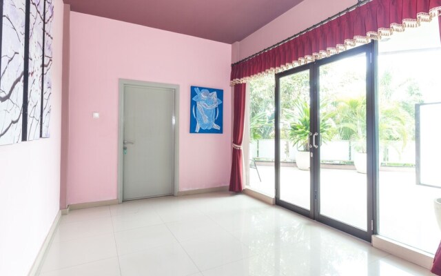 RedDoorz @ Legian Kuta