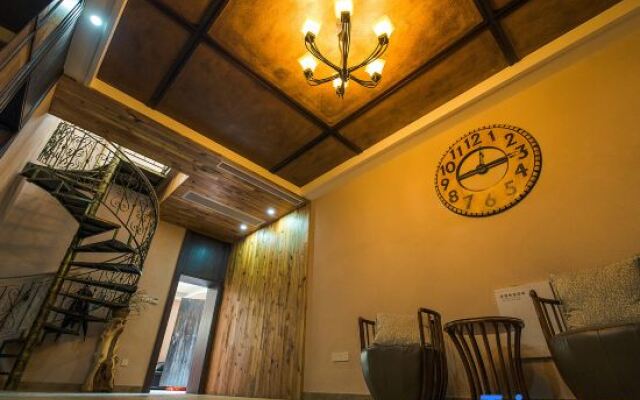 Yunshang Grassland Yishan Yishe Wild Luxury Guesthouse