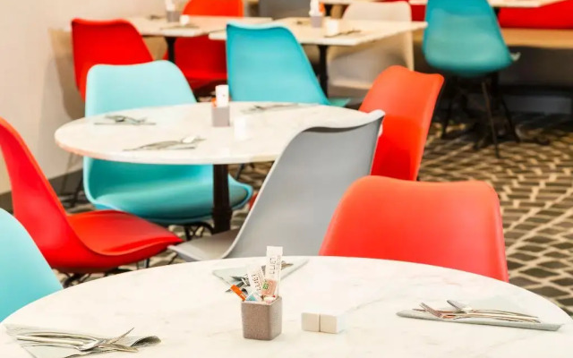 Hotel Paris Vaugirard