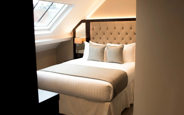 County Hotel & County Aparthotel Newcastle