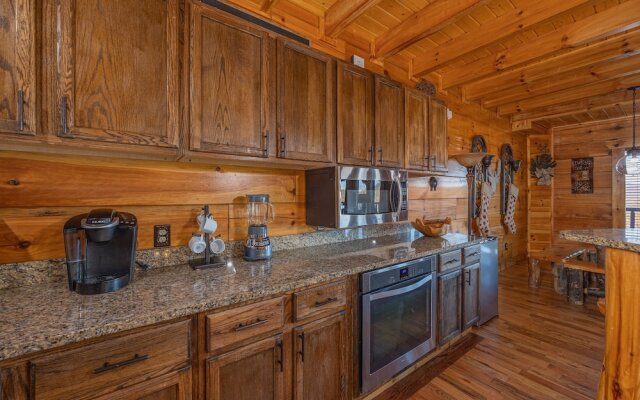 Picture Perfect- Seven Bedroom Cabin