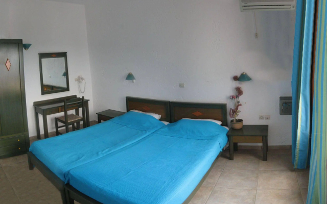 Romantica Hotel Apartments