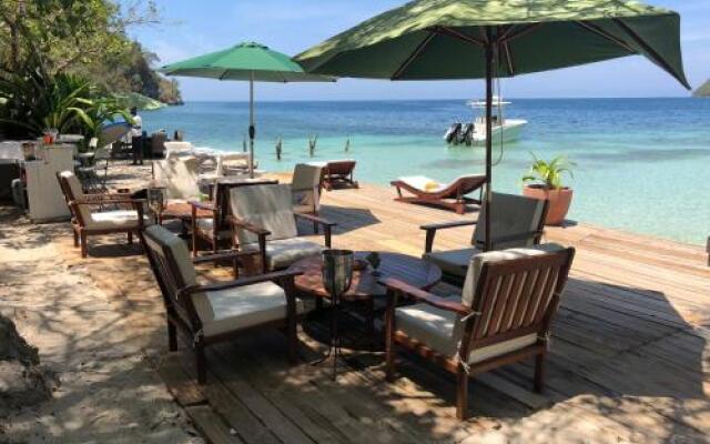 Chez Max, Cadras Haiti