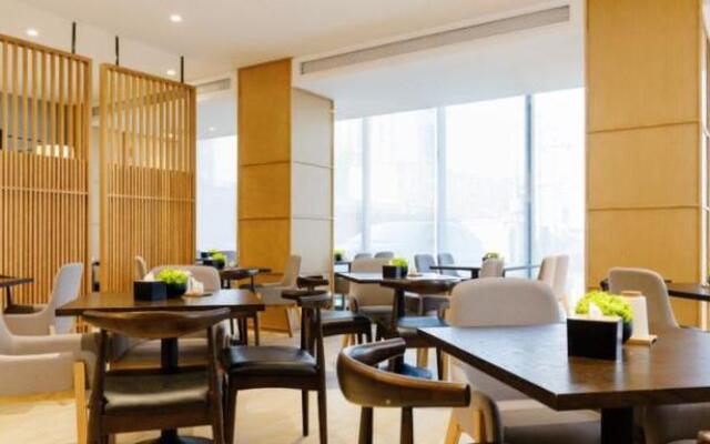 Jinyi Select Hotel (Dingxiang Rd Wanda)