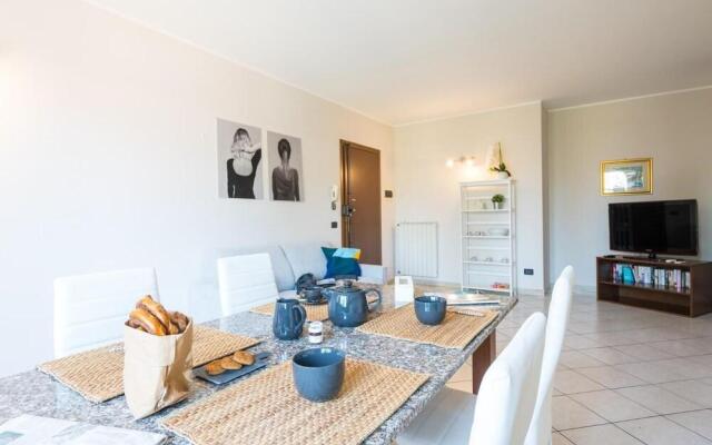 Bright Apartments Sirmione -Sorgente Pool 1