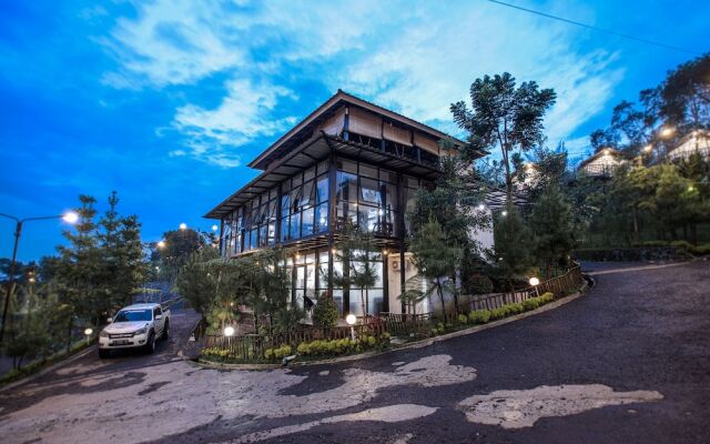 Miracle Signature Hills