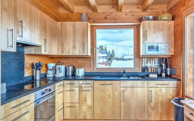 Stylish Chalet With Sauna in Heremence