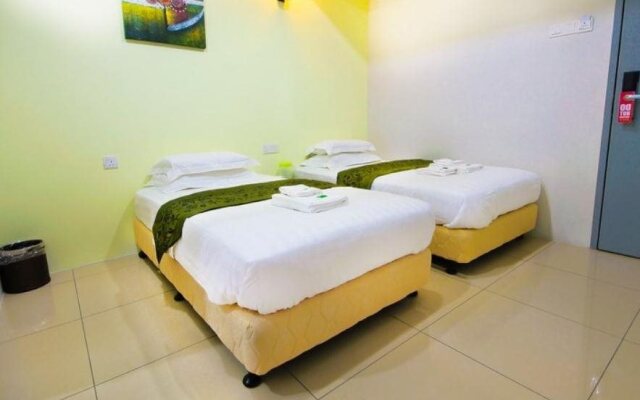 Green Hotel