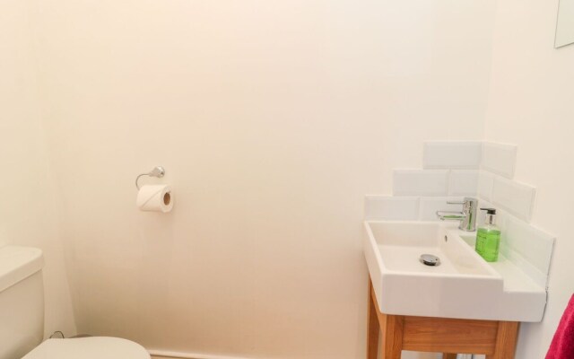 Stublic View The Drive Lodge