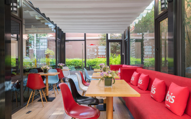 Ibis Kunming Beijing Rd