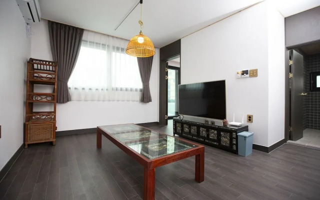 Bosudong Banggongho - Hostel