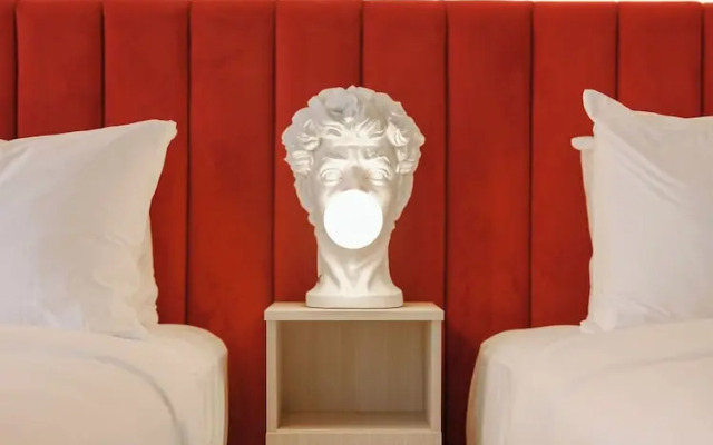 Rose Hôtel Invisible