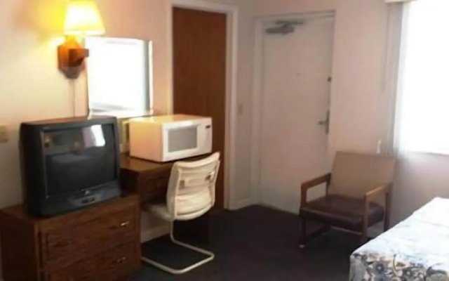 Nocturne Motel