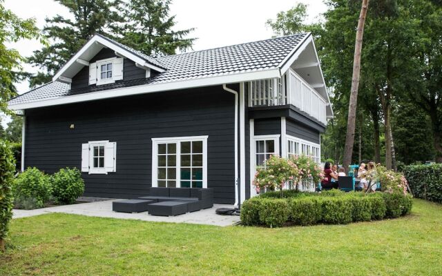 Detached Chalet in the Middle of De Veluwe