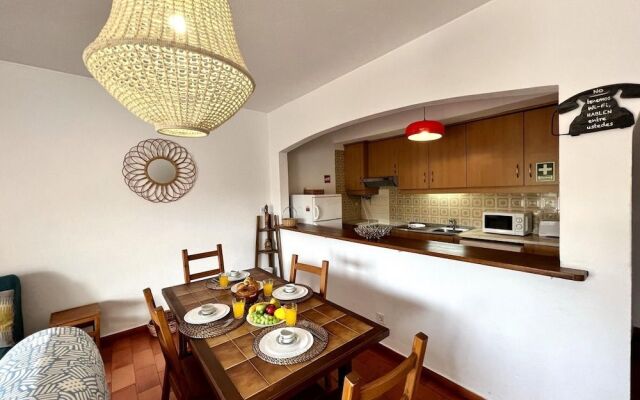 Albufeira Town Apartment by Homing