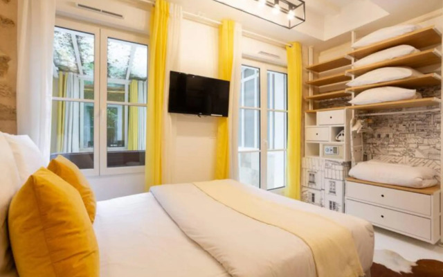 C0 4 Everyone in París