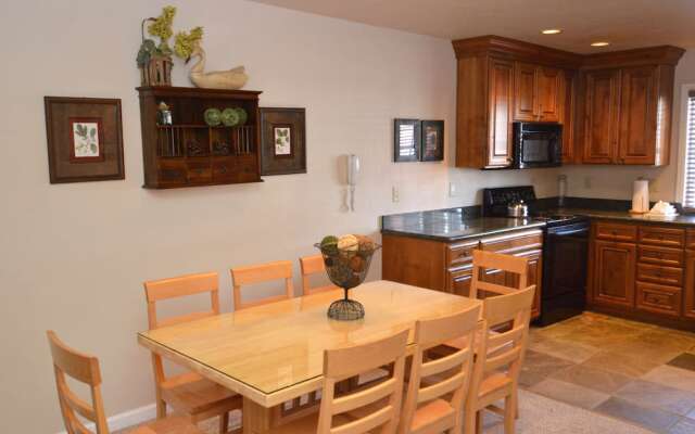 Alpenblick Townhomes