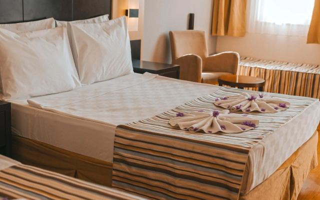 Viking Garden Hotel