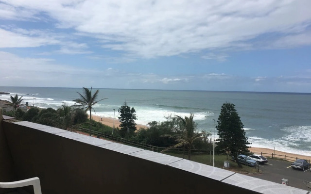 Bahari Views