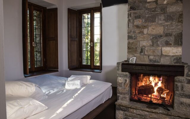 Snowpeak Chalet Archontiko-Master Suite