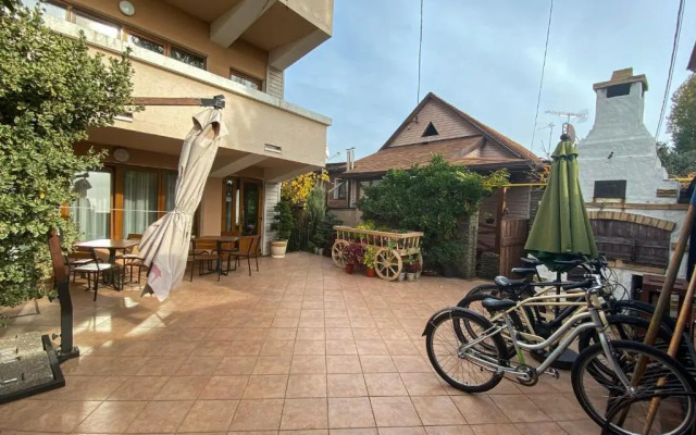 Na Plyazhe Guest House