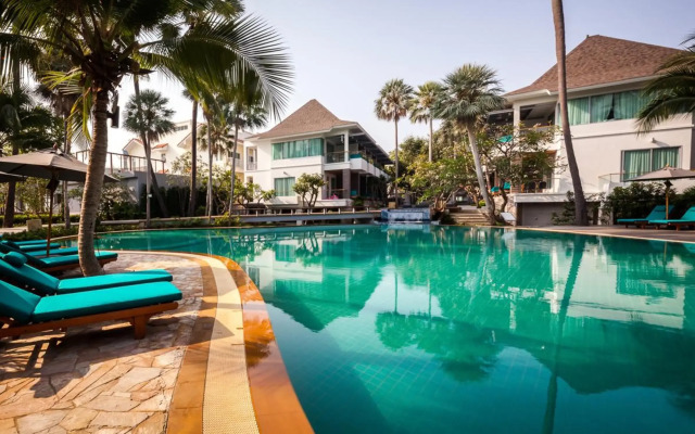 Bann Pantai Resort