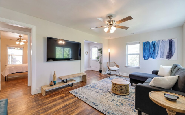 Fayetteville Retreat w/ Yard - Walk to Campus!