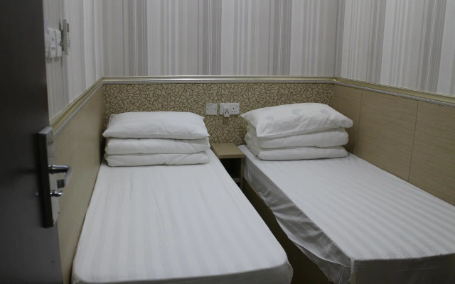 Golden Island Hotel