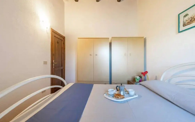 Appealing Apartment Near the sea