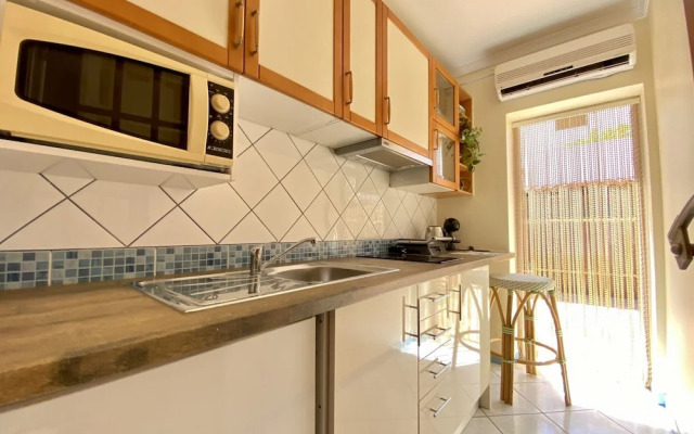 Faro Airport Flat 7 by Homing