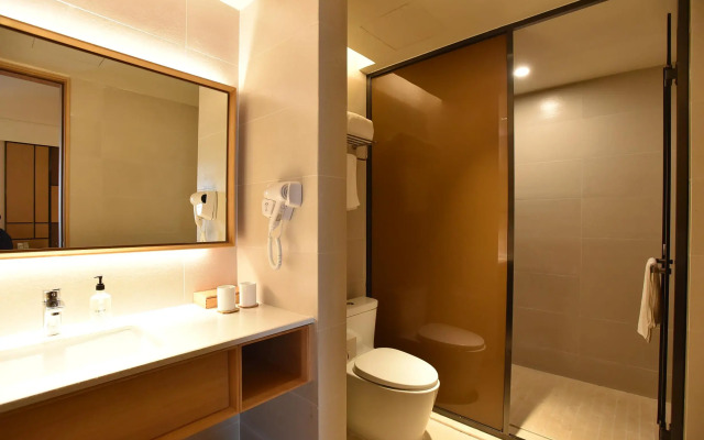 Ji Hotel (Yangzhou Wangyue Road)
