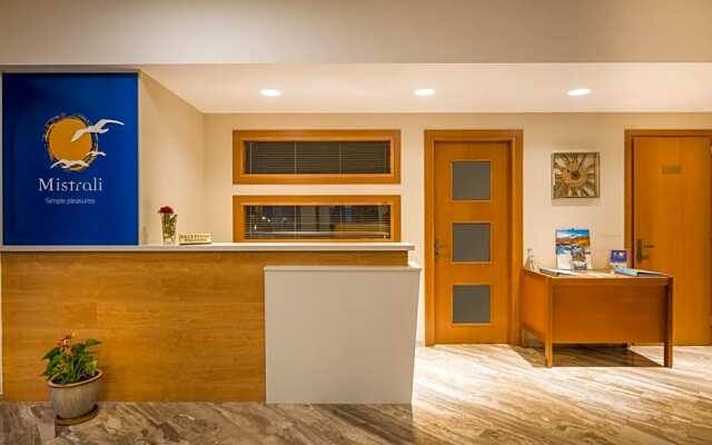 Mistrali Suites And Apartments
