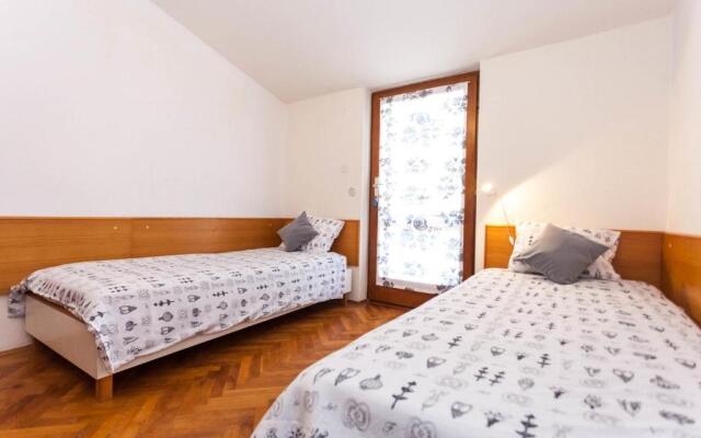 Apartments & Room Diana